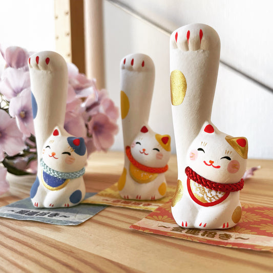 Colourful Manekineko Statue