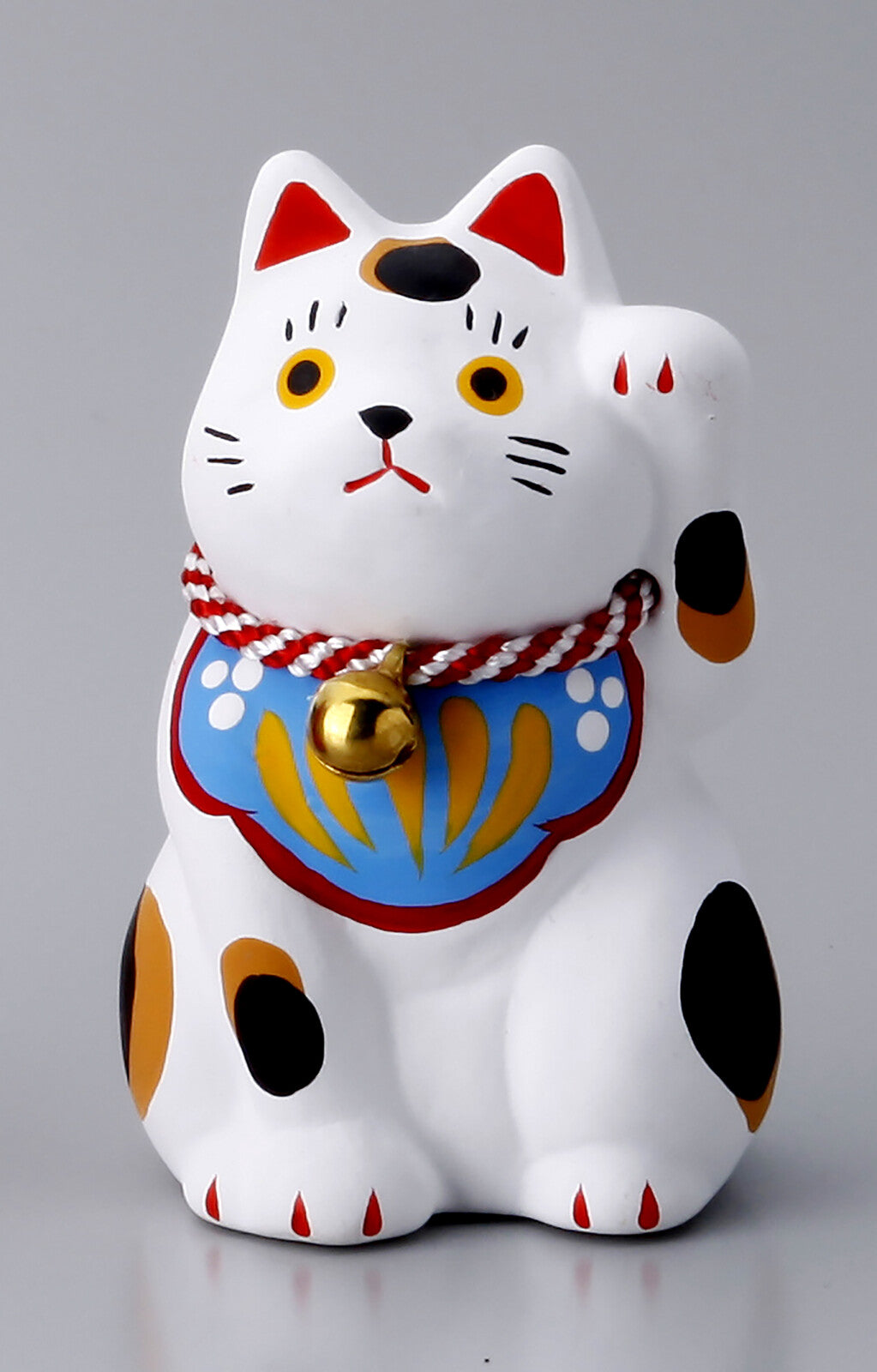 Manekineko Statue