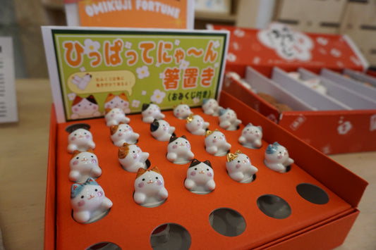 Omikuji Chopstick Rest