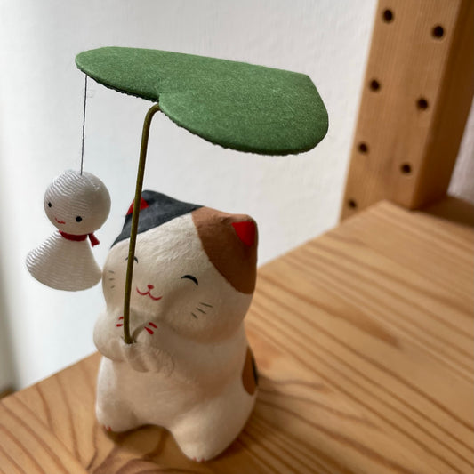 Chigiri-Washi Cat with Teruteru-bouzu