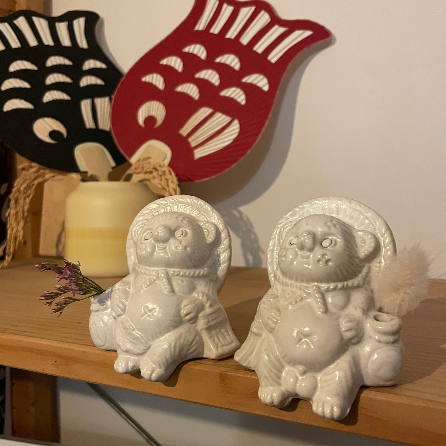 Tanuki Statue - White